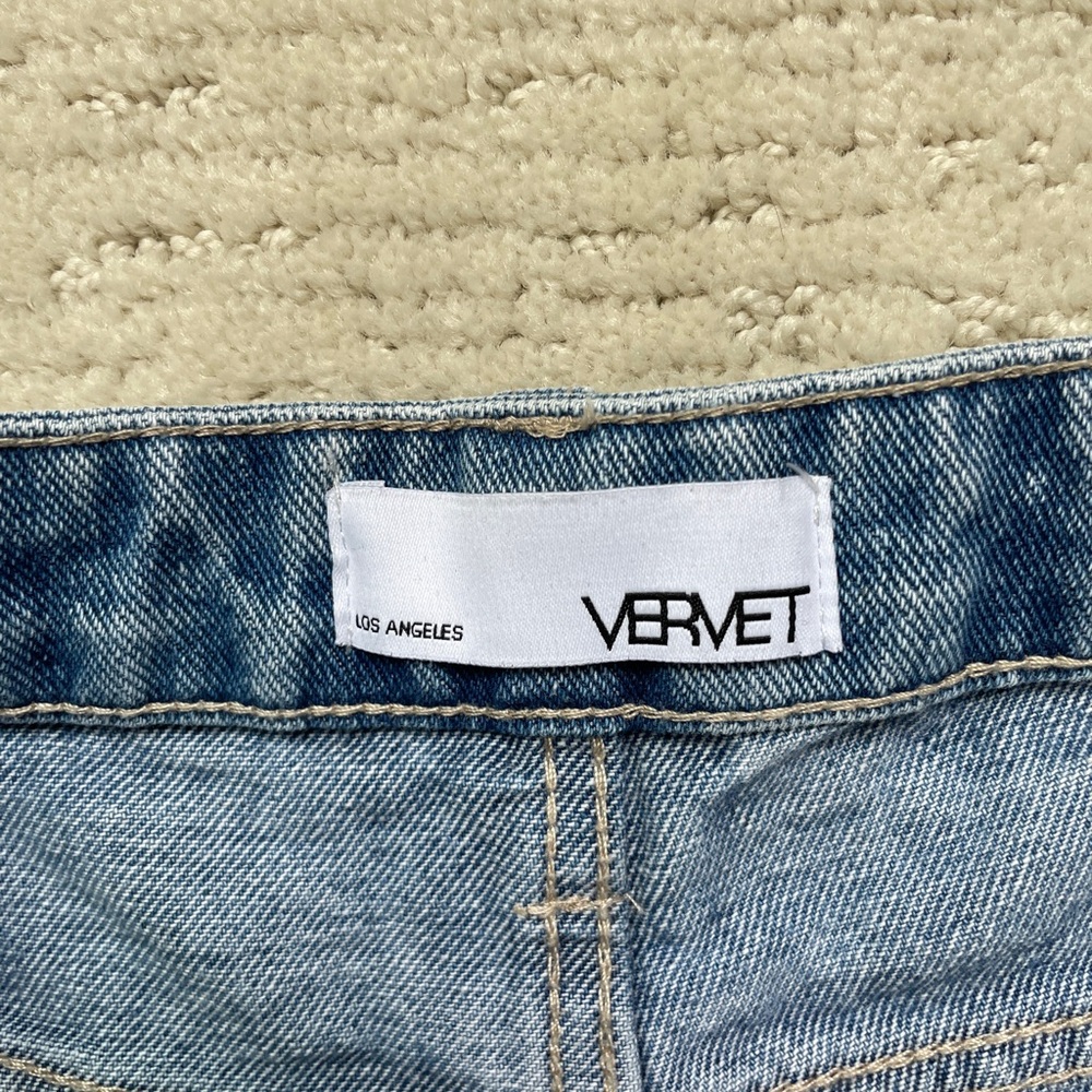 Vervet by Flying Monkey High Rise Button Fly Distressed Mom Jeans | Size 27 - Picture 14 of 15